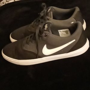Nike Solarsoft Skateboard Shoes